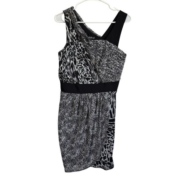 Allen B Schwartz Asymmetrical Black and White Dress. Size 6 - Picture 1 of 16